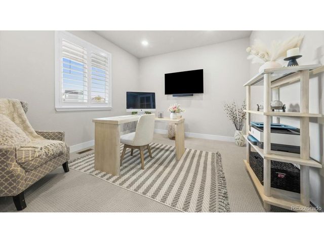 27994 E Indore Dr, Aurora, CO 80016