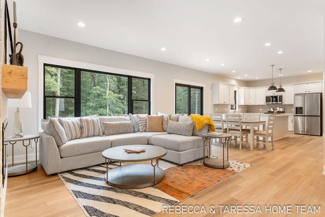 404 Sabine Drive 9, Muskegon, MI 49442