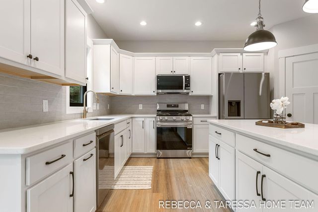 404 Sabine Drive 9, Muskegon, MI 49442