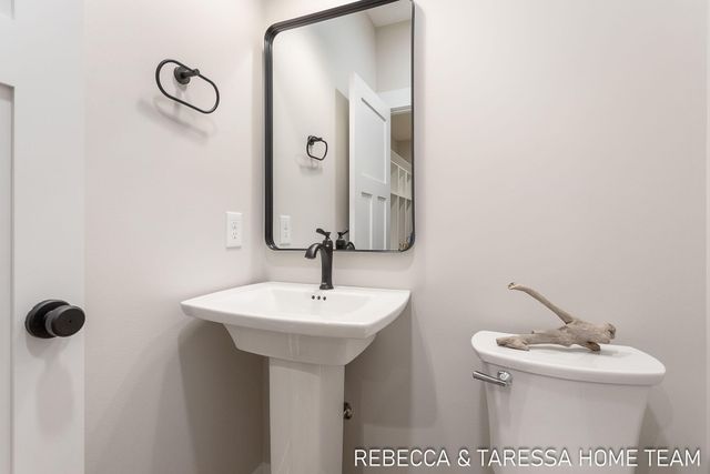 404 Sabine Drive 9, Muskegon, MI 49442