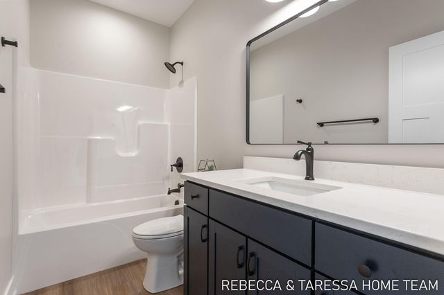 404 Sabine Drive 9, Muskegon, MI 49442