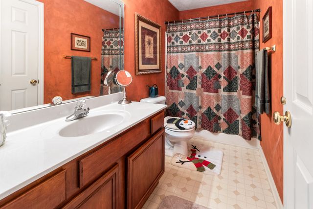 1105 Canyon Court, Lexington, KY 40509