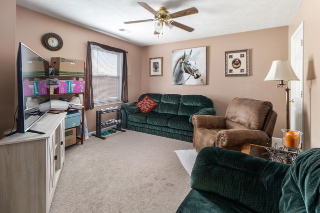 1105 Canyon Court, Lexington, KY 40509