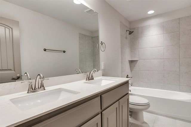 7617 Regal Lane, North Richland Hills, TX 76180