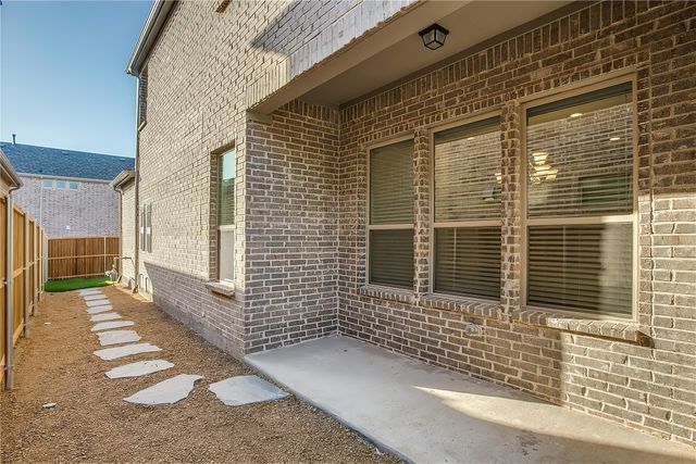 7617 Regal Lane, North Richland Hills, TX 76180