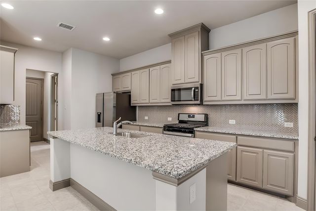 7617 Regal Lane, North Richland Hills, TX 76180