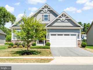 1118 FUTURITY ST, Frederick, MD 21702