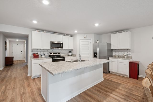 6721 Sarah Ann Way, Laurel Hill, FL 32567