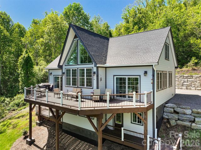 114 Nesting Ridge, Waynesville, NC 28785