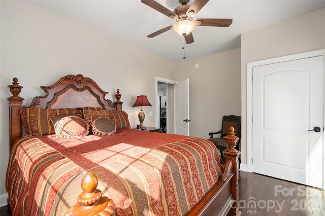 114 Nesting Ridge, Waynesville, NC 28785