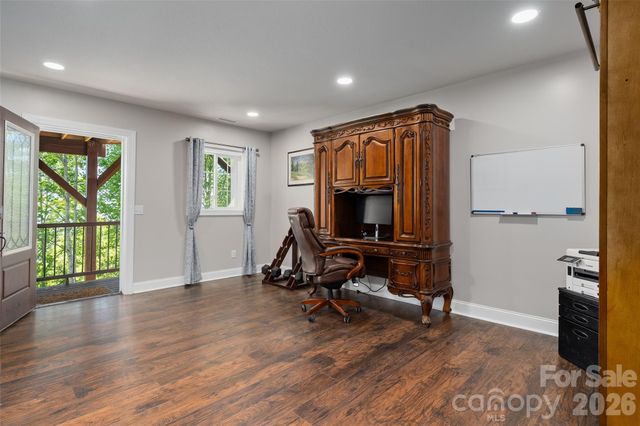 114 Nesting Ridge, Waynesville, NC 28785