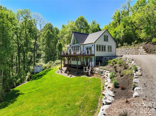 114 Nesting Ridge, Waynesville, NC 28785
