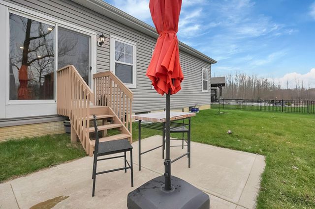 261 Crestview Court, Pickerington, OH 43147