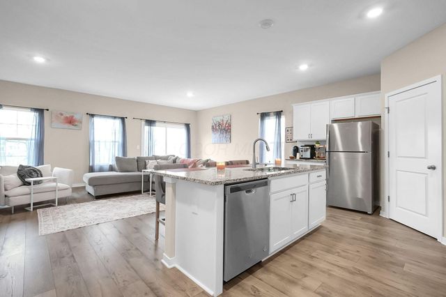 261 Crestview Court, Pickerington, OH 43147