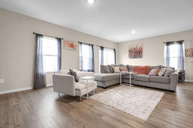 261 Crestview Court, Pickerington, OH 43147