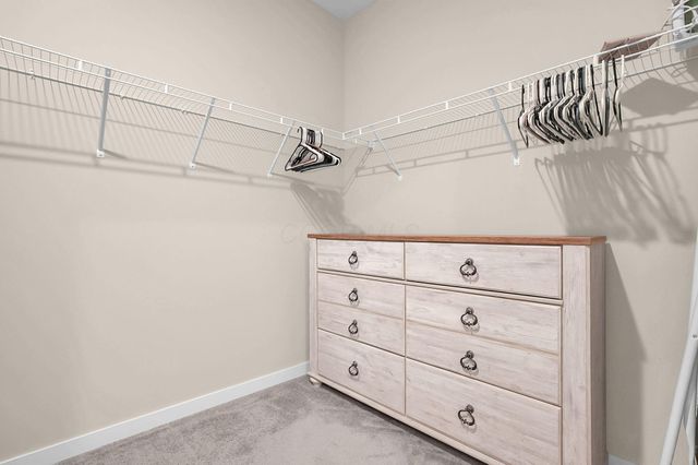 261 Crestview Court, Pickerington, OH 43147