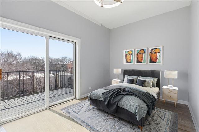 1935 W Belmont Avenue 4, Chicago, IL 60657