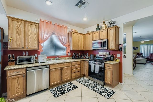 2508 Mourning Warbler Avenue, North Las Vegas, NV 89084