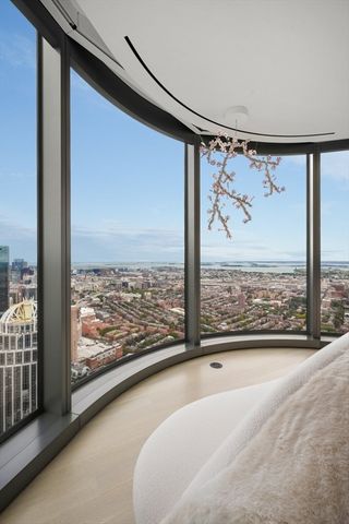 1 Dalton St 5802, Boston, MA 02199