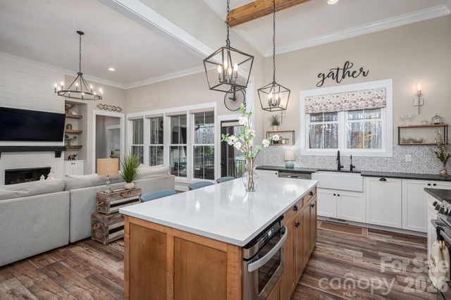 2656 Lee Lawing Road, Lincolnton, NC 28092