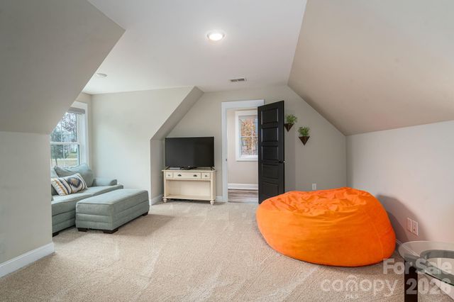 2656 Lee Lawing Road, Lincolnton, NC 28092