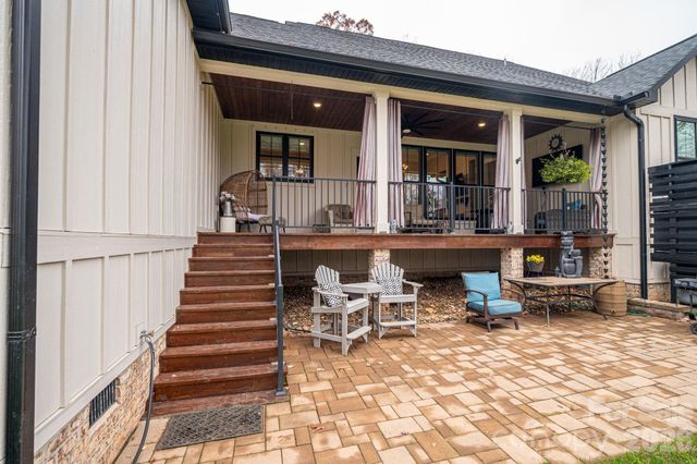 2656 Lee Lawing Road, Lincolnton, NC 28092