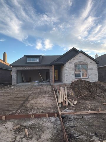 3504 Helena Street, Gainesville, TX 76240