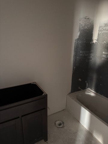 3504 Helena Street, Gainesville, TX 76240