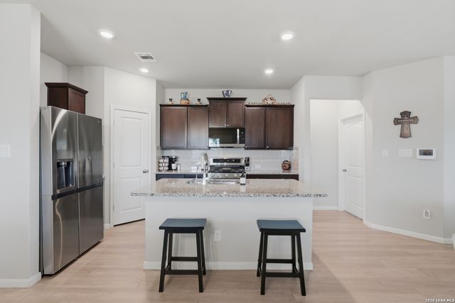 31677 FAR AWAY LN, Bulverde, TX 78163