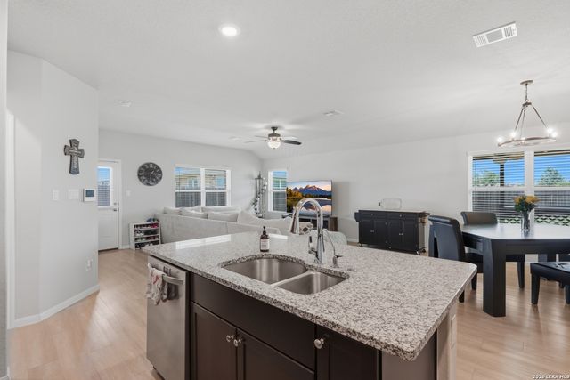 31677 FAR AWAY LN, Bulverde, TX 78163