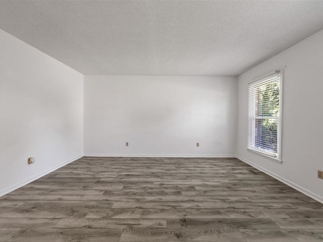 174 New Market Street, Tryon, NC 28782