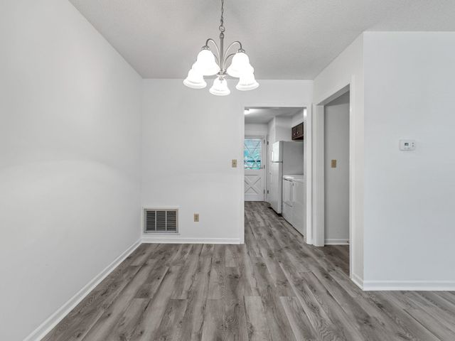 174 New Market Street, Tryon, NC 28782