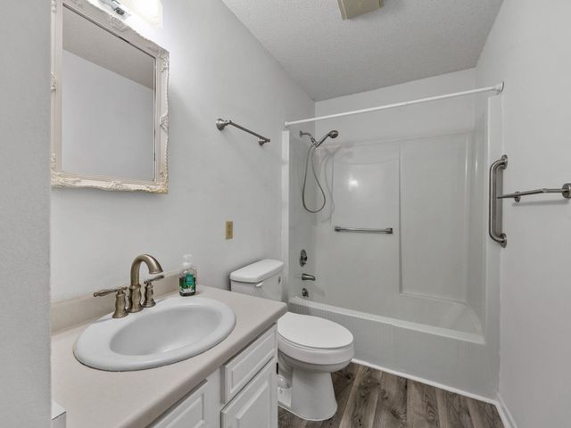 174 New Market Street, Tryon, NC 28782