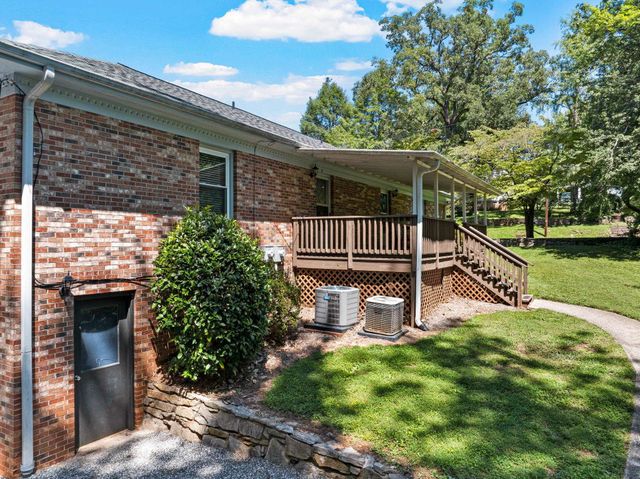 174 New Market Street, Tryon, NC 28782