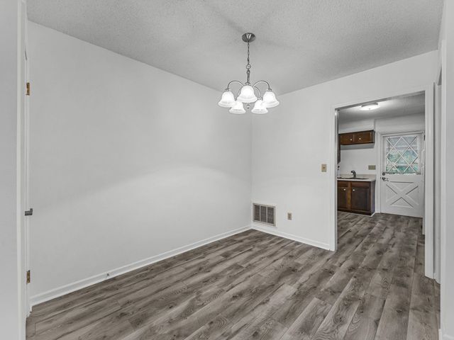 174 New Market Street, Tryon, NC 28782