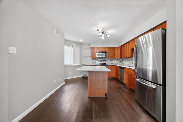 2303 Briarwest Boulevard 2303, Houston, TX 77077