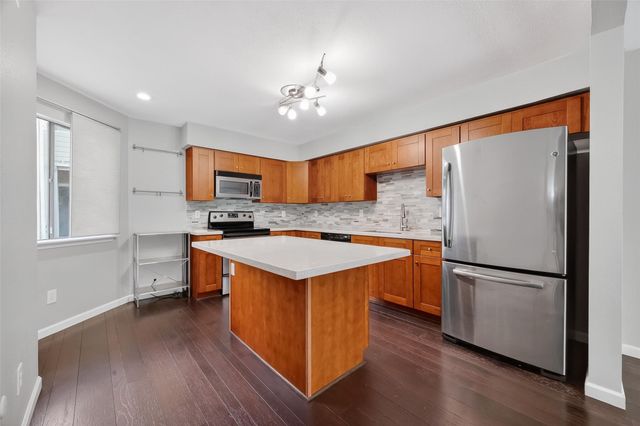 2303 Briarwest Boulevard 2303, Houston, TX 77077