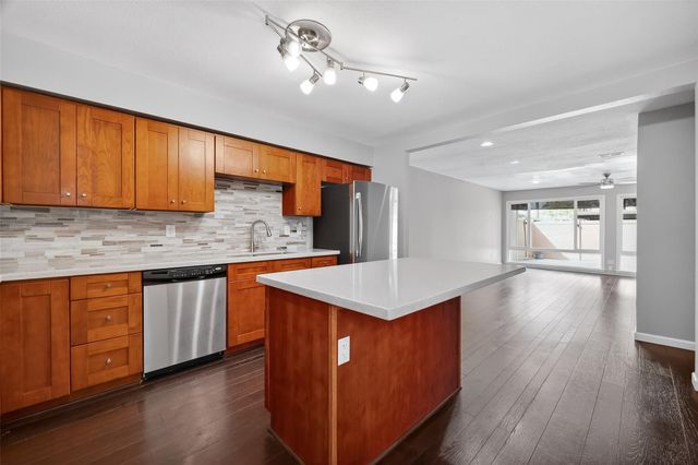 2303 Briarwest Boulevard 2303, Houston, TX 77077