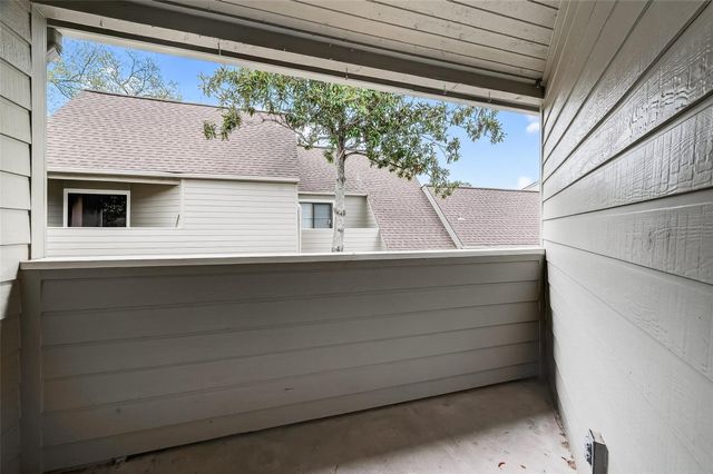 2303 Briarwest Boulevard 2303, Houston, TX 77077