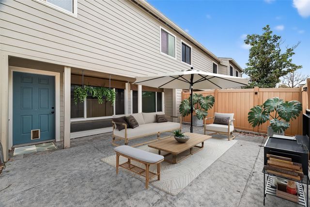 2303 Briarwest Boulevard 2303, Houston, TX 77077