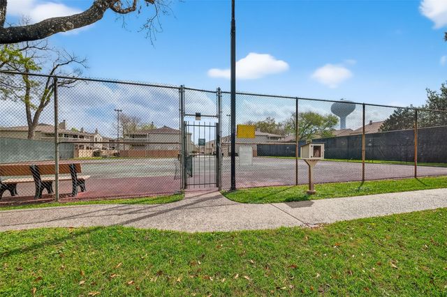 2303 Briarwest Boulevard 2303, Houston, TX 77077