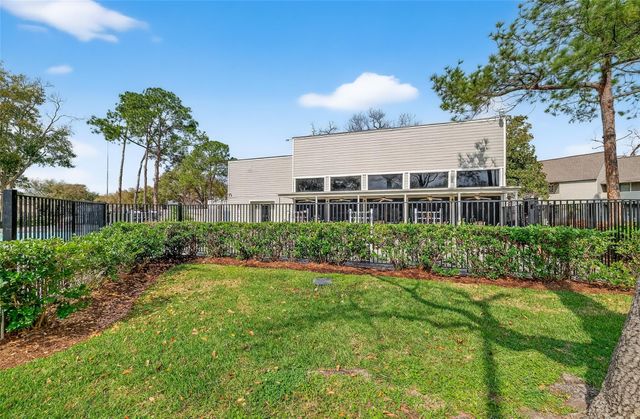 2303 Briarwest Boulevard 2303, Houston, TX 77077