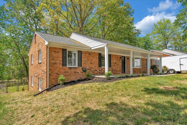 5424 Loblolly DR, Roanoke, VA 24019