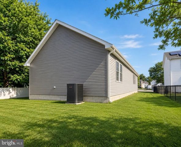 100 WOLCOTT ST, Harrington, DE 19952