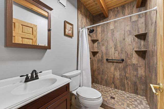 1234 Floyd Hudgens Rd, Ashland City, TN 37015