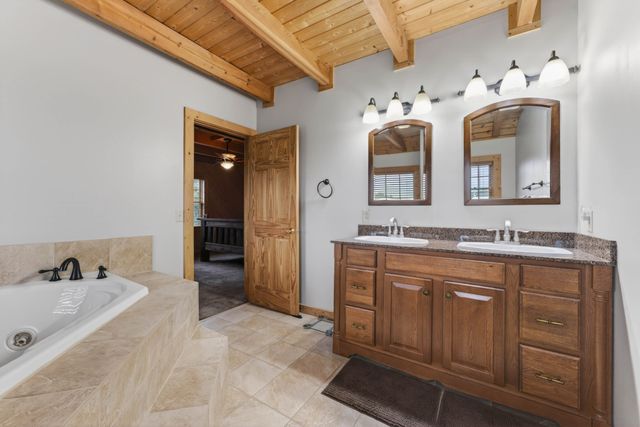 1234 Floyd Hudgens Rd, Ashland City, TN 37015