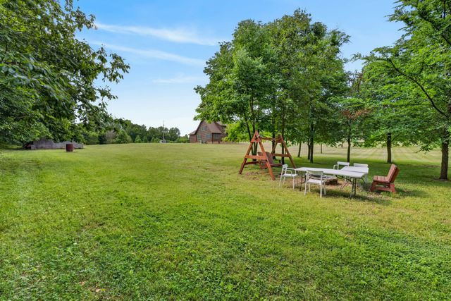 1234 Floyd Hudgens Rd, Ashland City, TN 37015