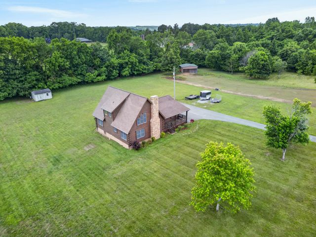 1234 Floyd Hudgens Rd, Ashland City, TN 37015
