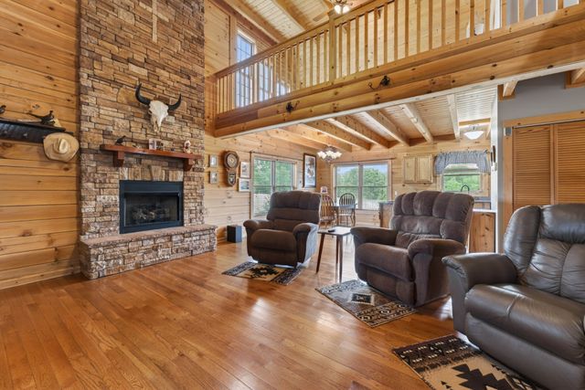 1234 Floyd Hudgens Rd, Ashland City, TN 37015