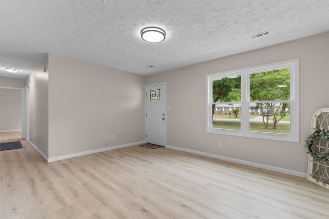 5620 Rosewood Dr., Myrtle Beach, SC 29588